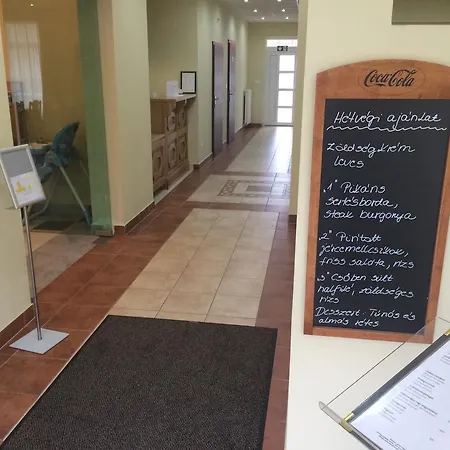 Aranytál Panzió Komárom